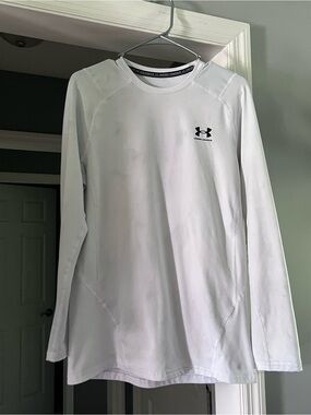 Under armour thermal undershirt